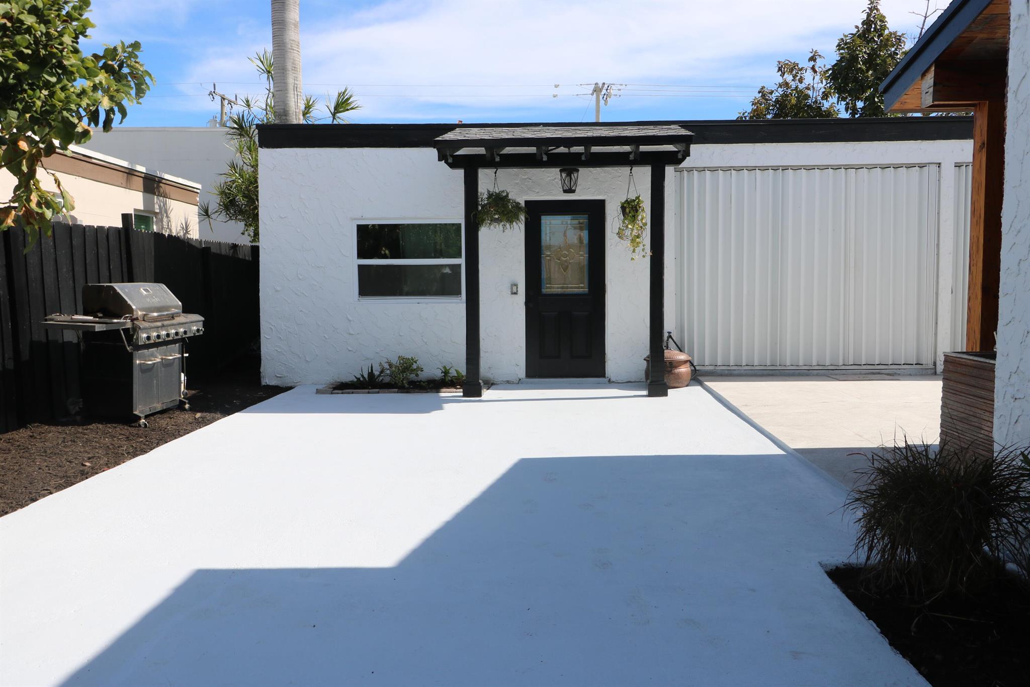 4112 Garden Avenue