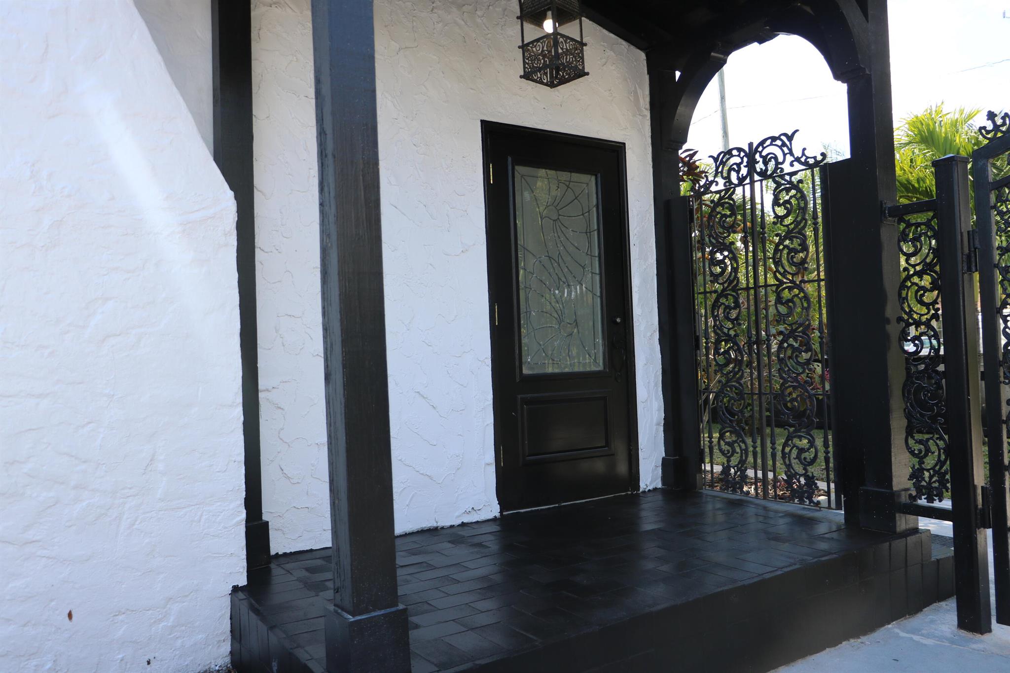 4112 Garden Avenue