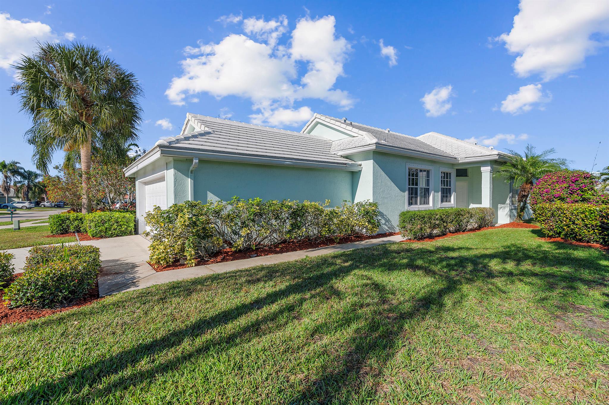 2579 Country Golf Drive