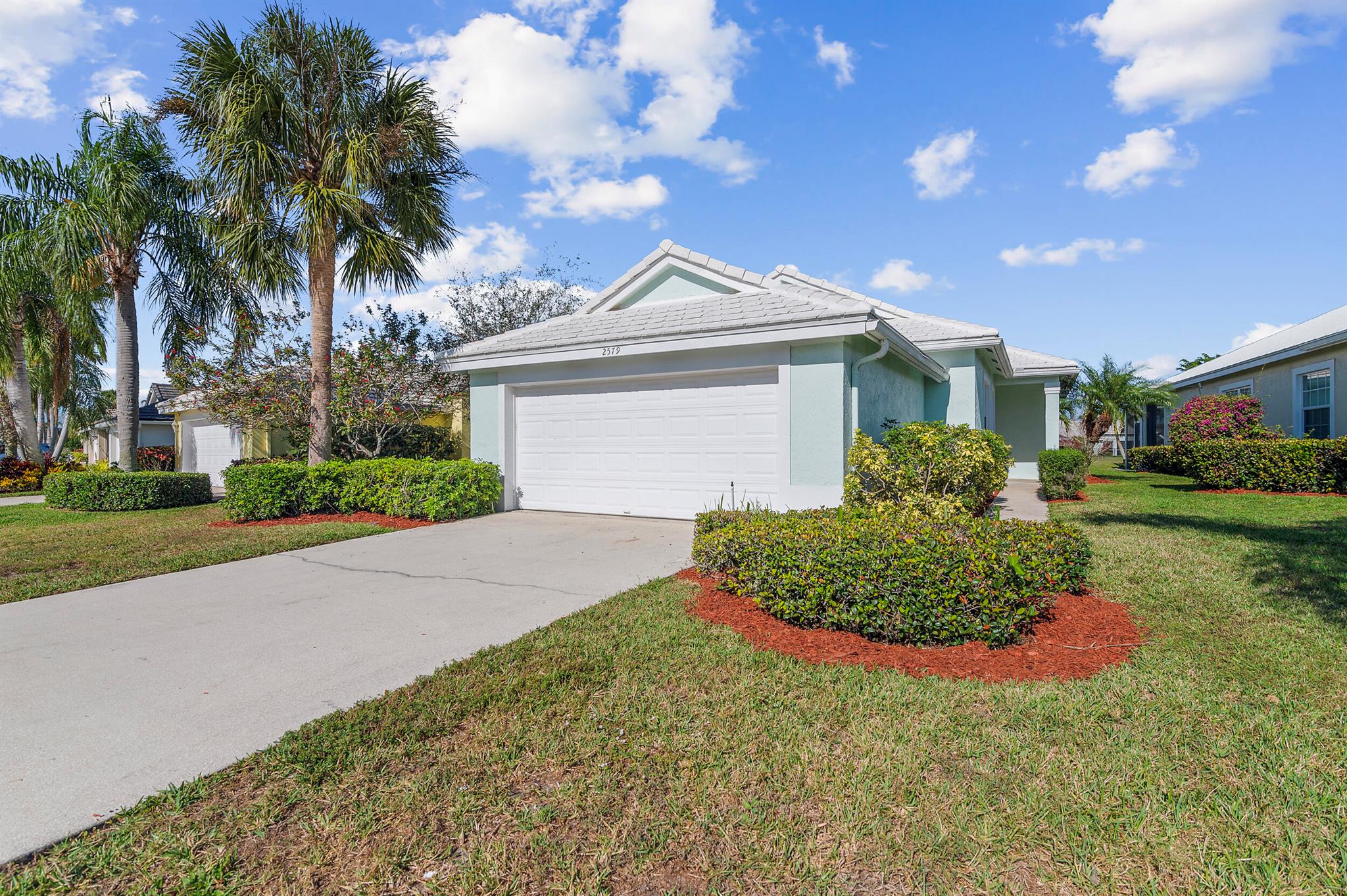 2579 Country Golf Drive