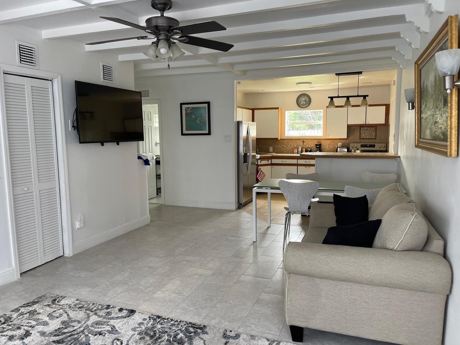 2776 Seminole Road