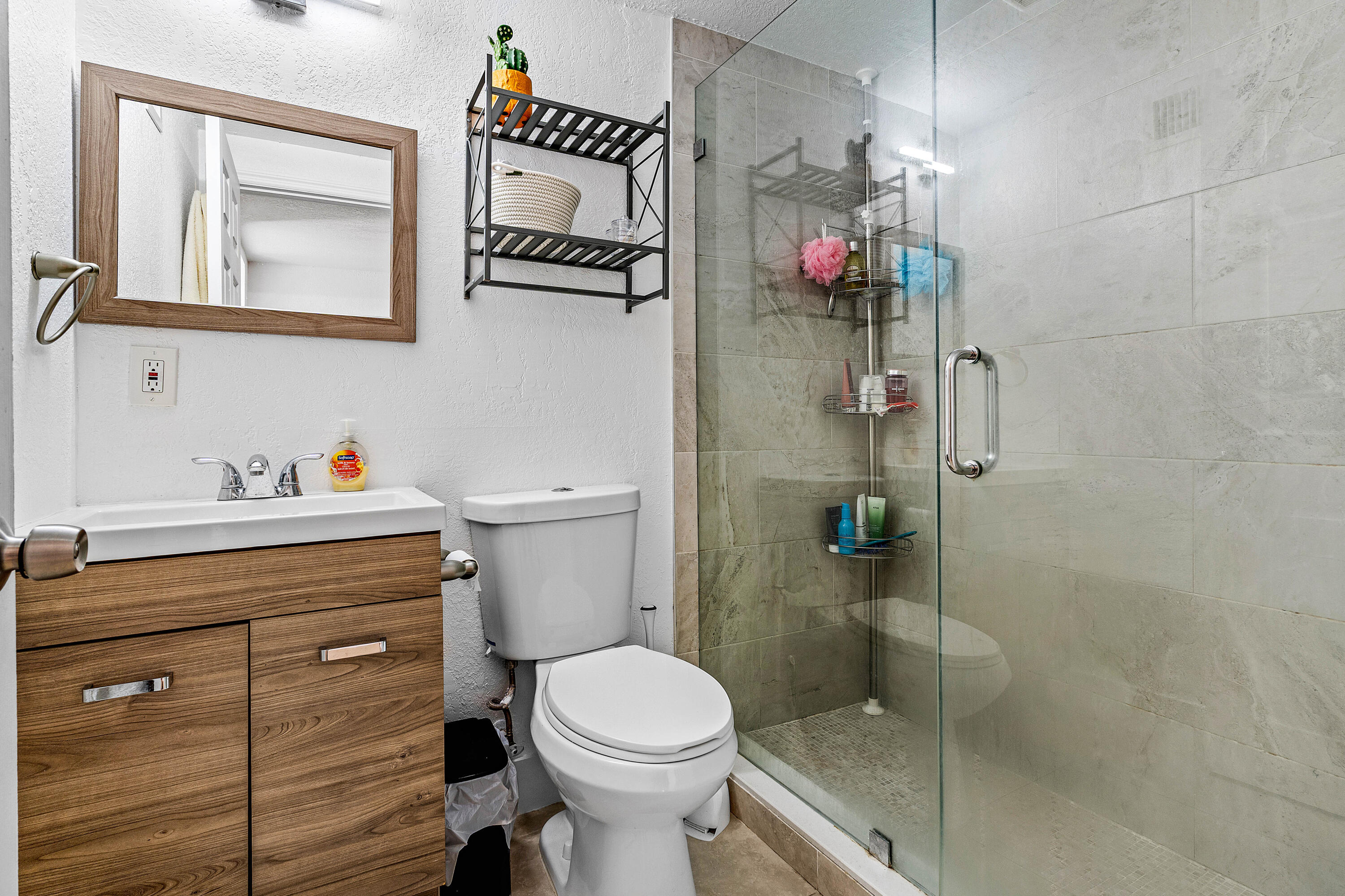 4292 Winchester Ln Lane