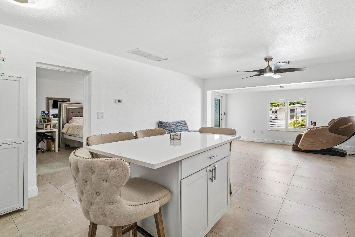 4292 Winchester Ln Lane