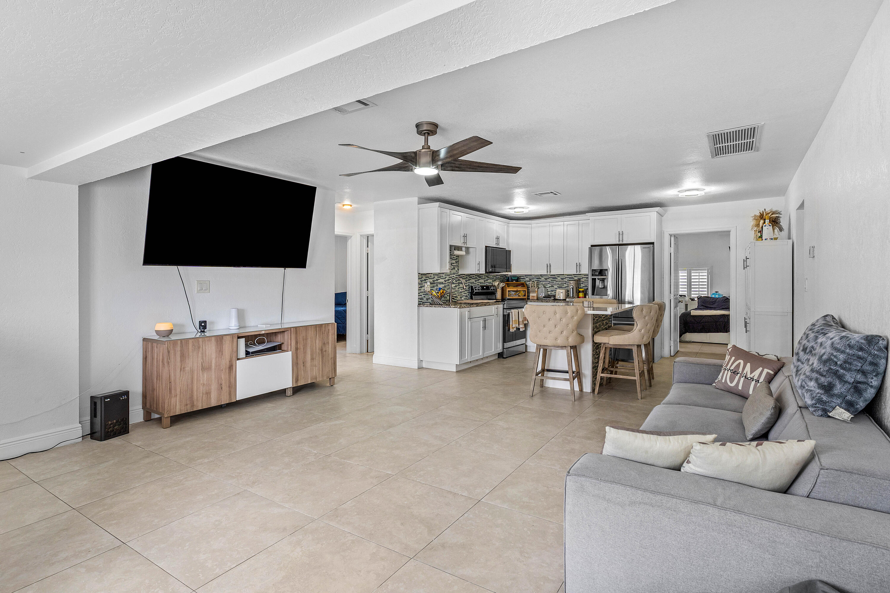 4292 Winchester Ln Lane