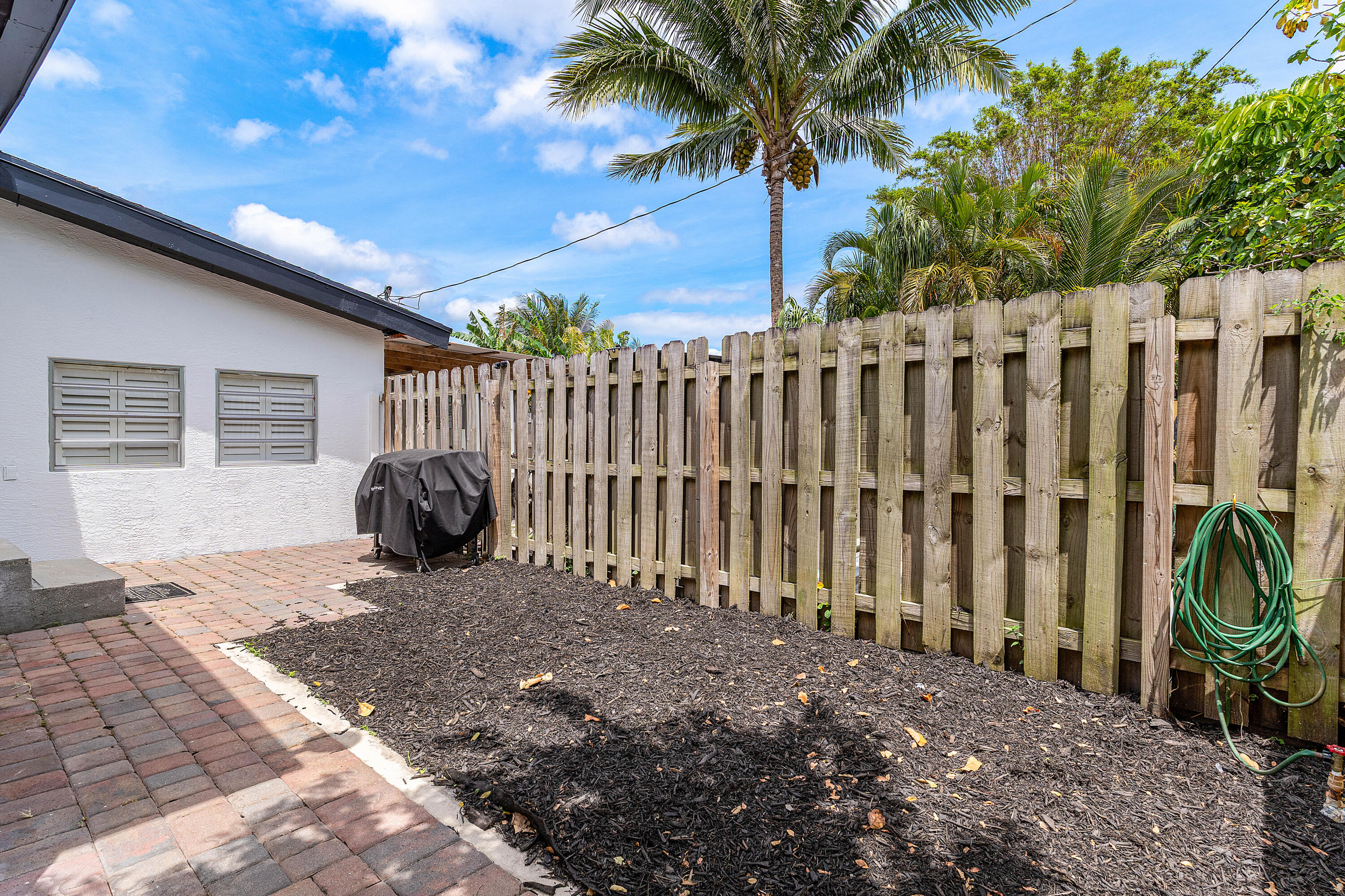 4292 Winchester Ln Lane