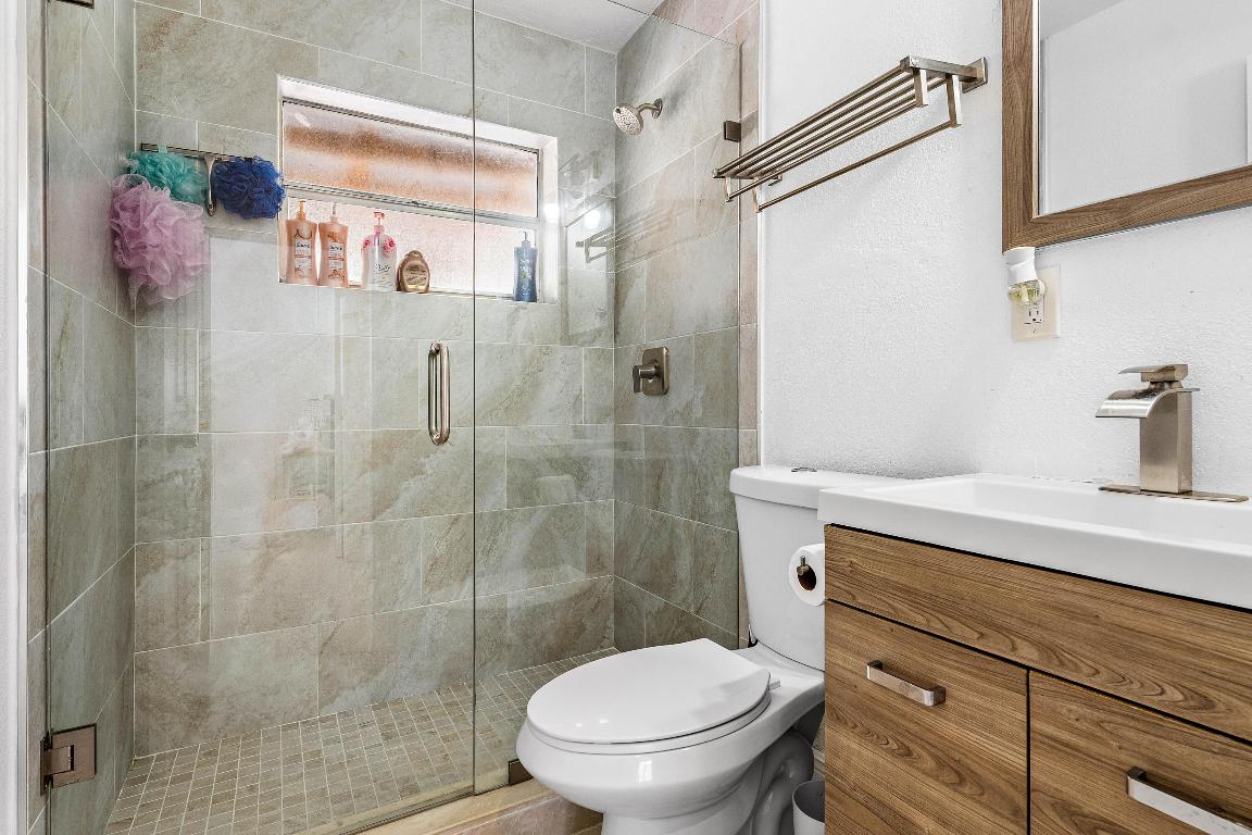 4292 Winchester Ln Lane