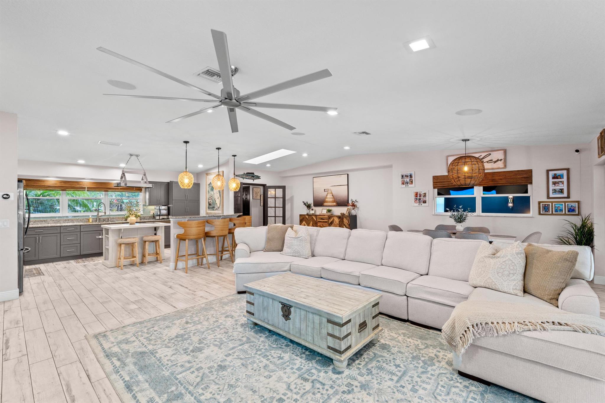 2301 SE Gowin Drive