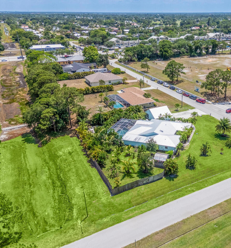 2301 SE Gowin Drive