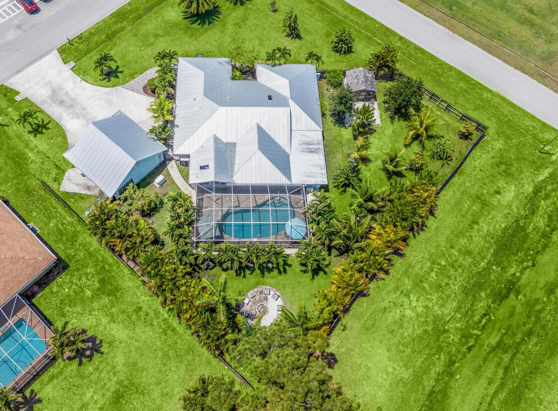 2301 SE Gowin Drive