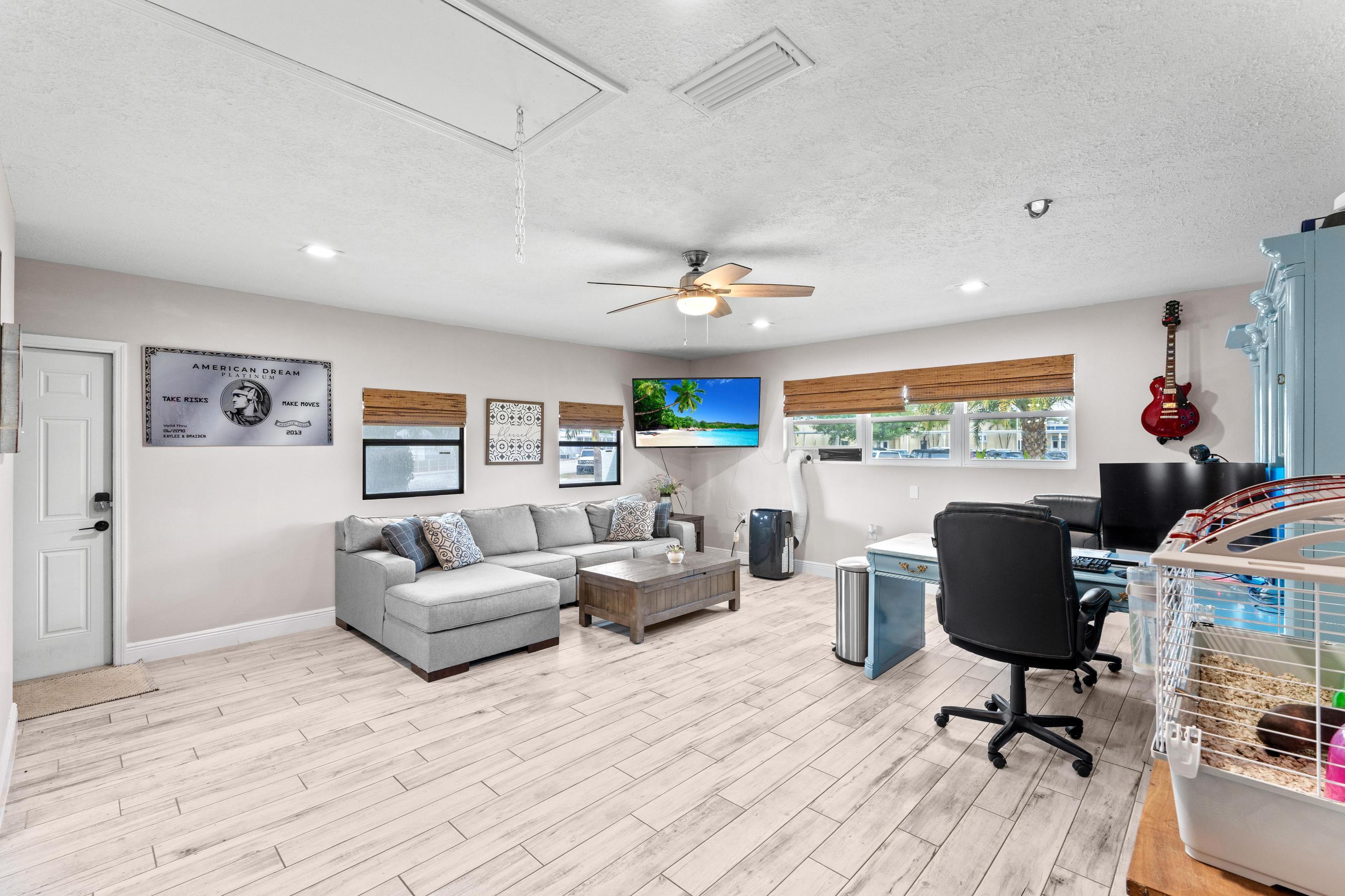 2301 SE Gowin Drive