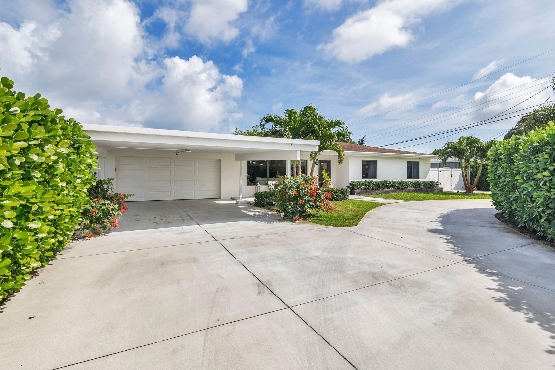 7700 Pine Tree Lane