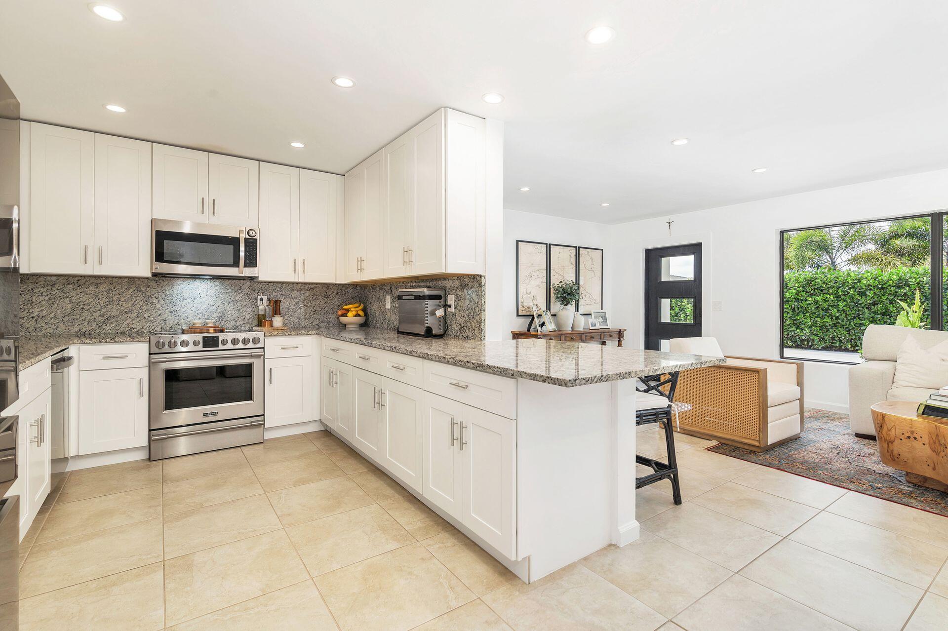 7700 Pine Tree Lane