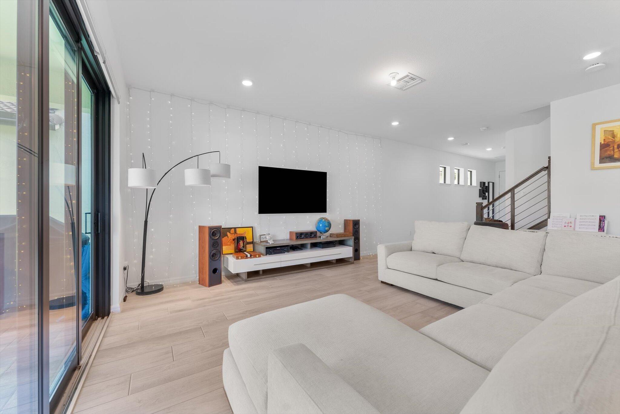 4757 Roldan Court
