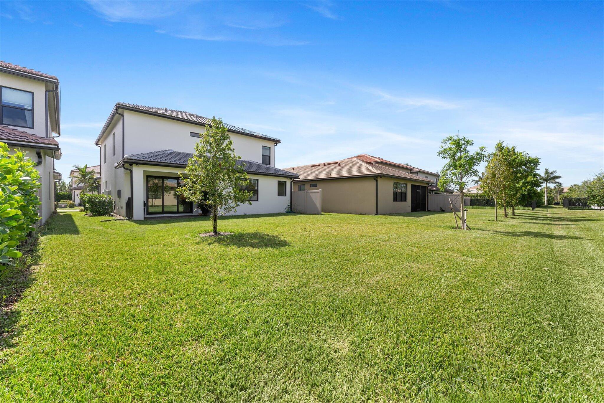 4757 Roldan Court