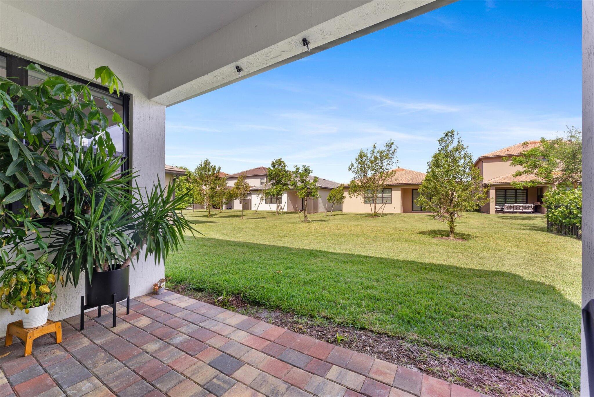 4757 Roldan Court