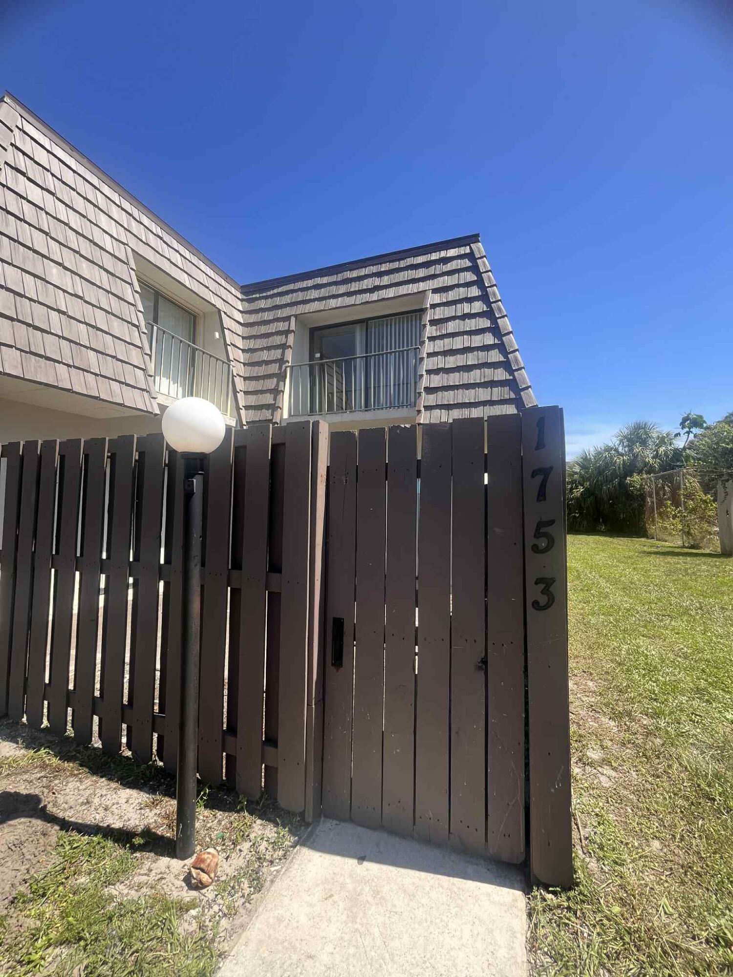 1753 N Congress Avenue