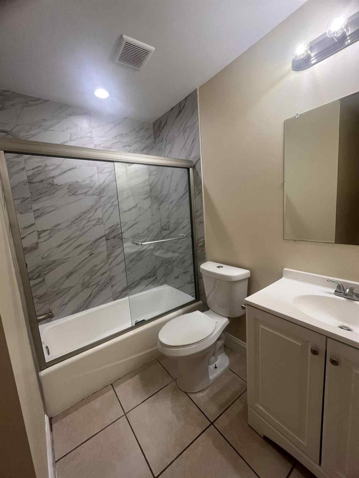 1753 N Congress Avenue