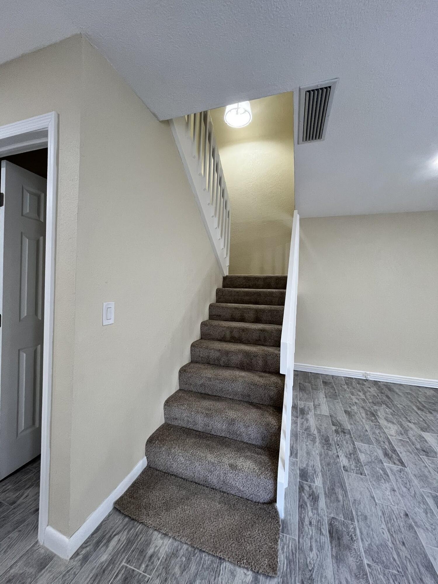 1905 N Congress Avenue