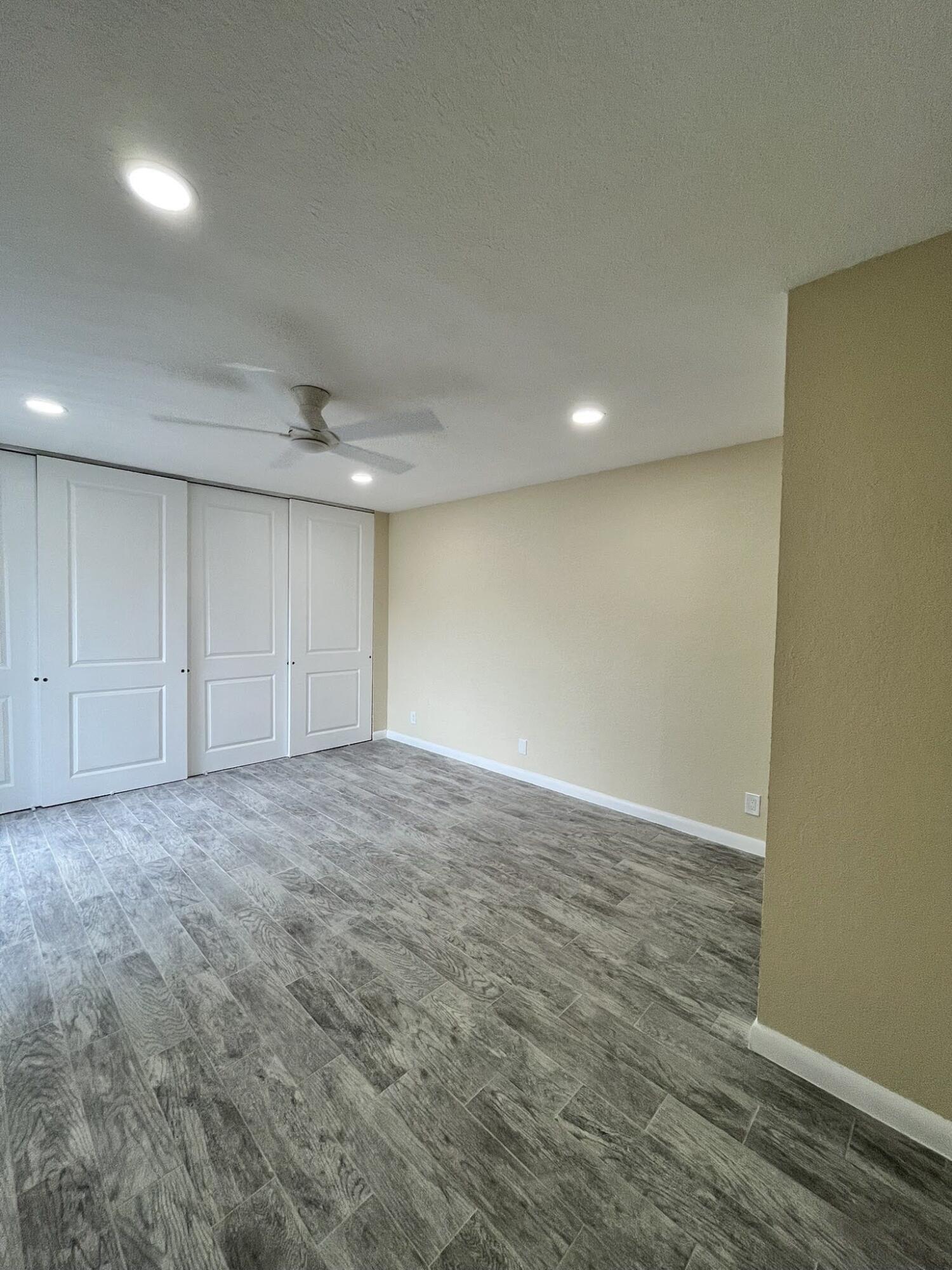 1905 N Congress Avenue