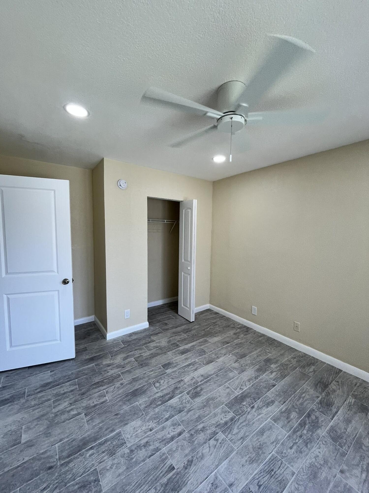 1905 N Congress Avenue