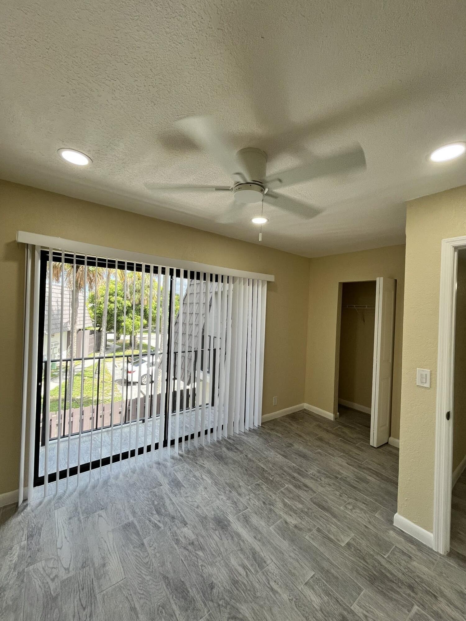 1905 N Congress Avenue