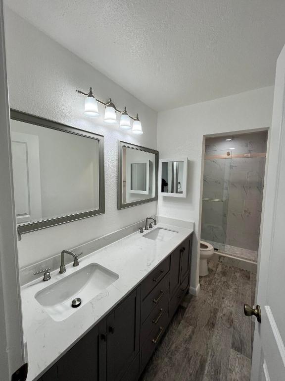 1905 N Congress Avenue