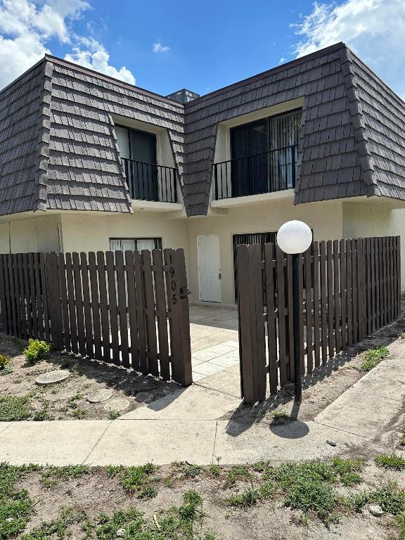 1917 N Congress Avenue