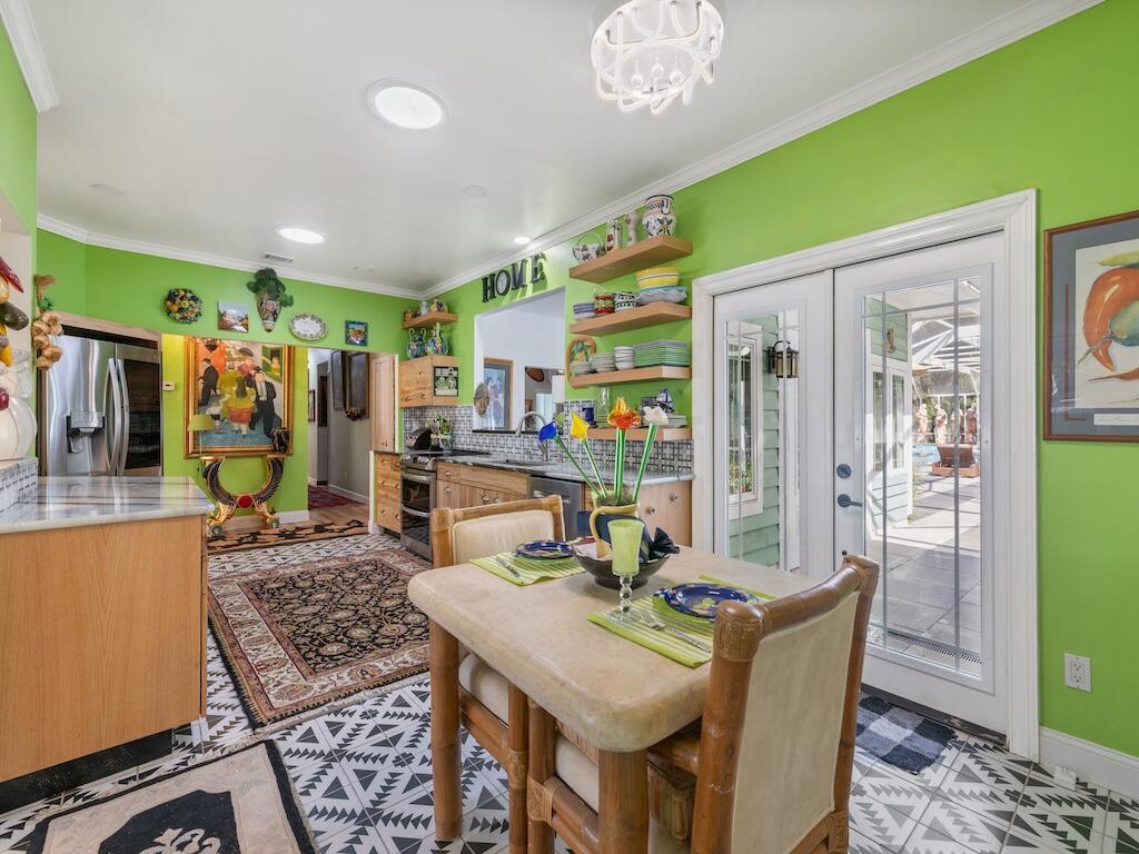 480 38th Court