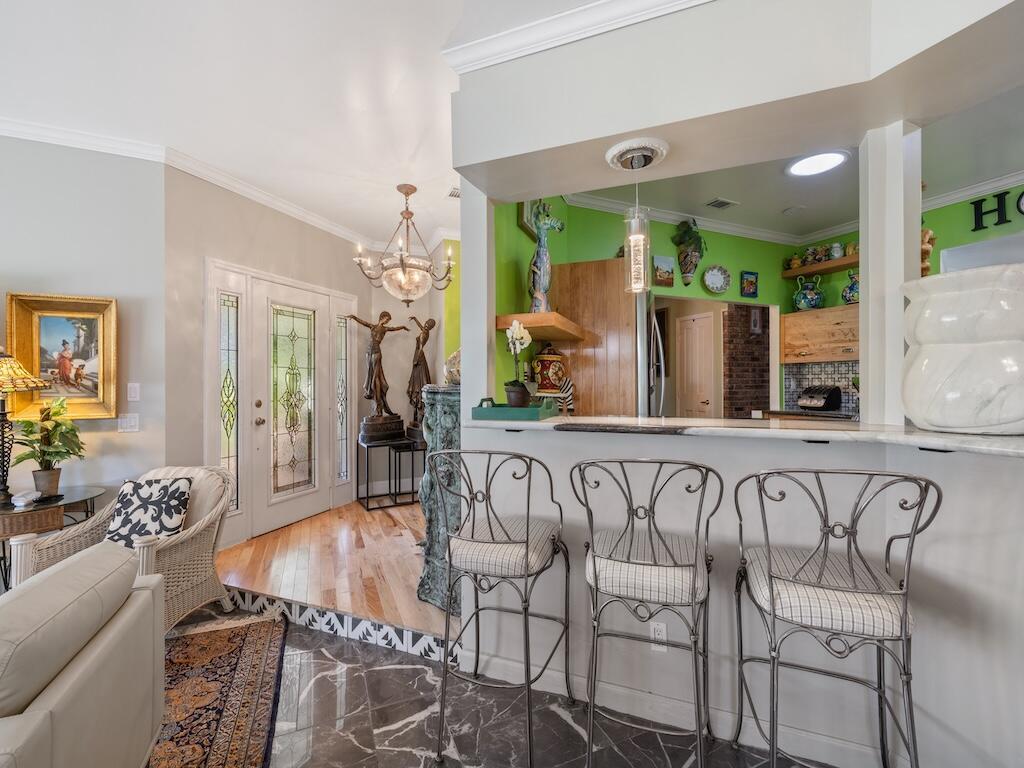 480 38th Court
