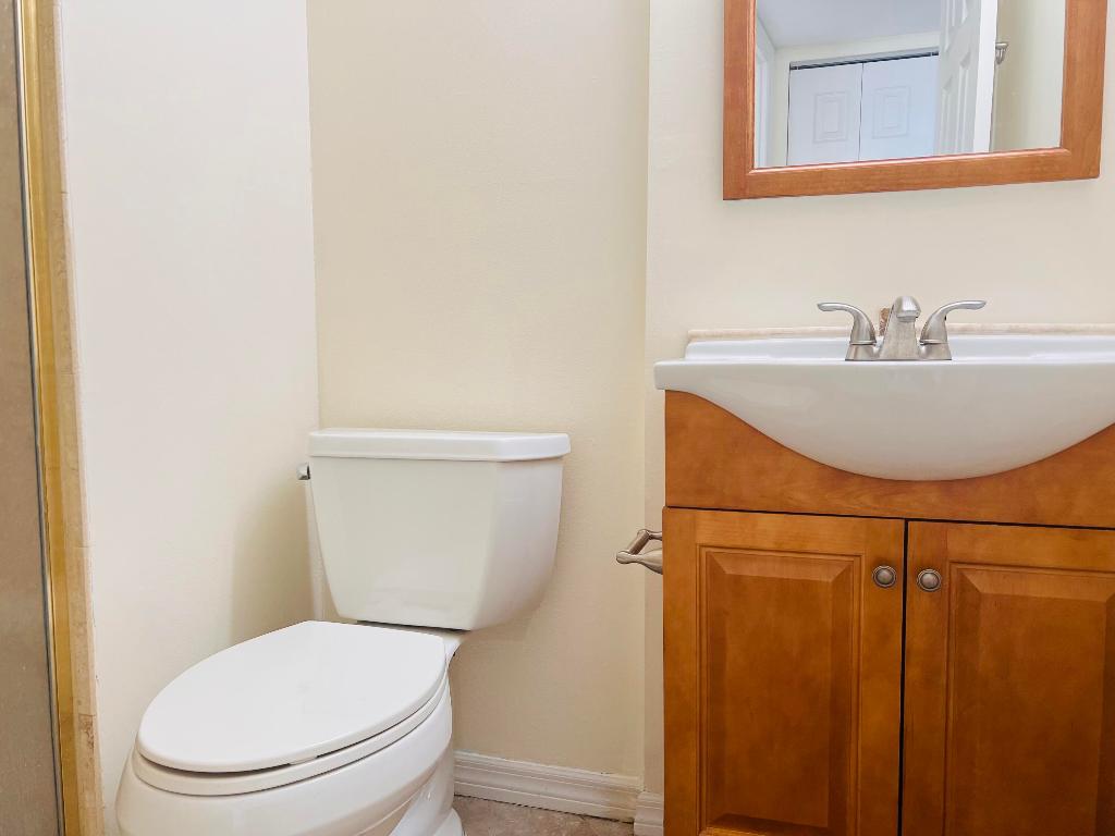 500 Executive Center Drive 5h