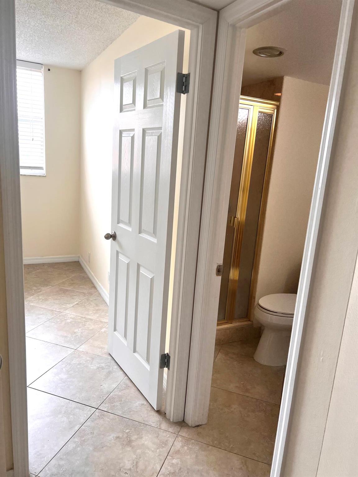 500 Executive Center Drive 5h