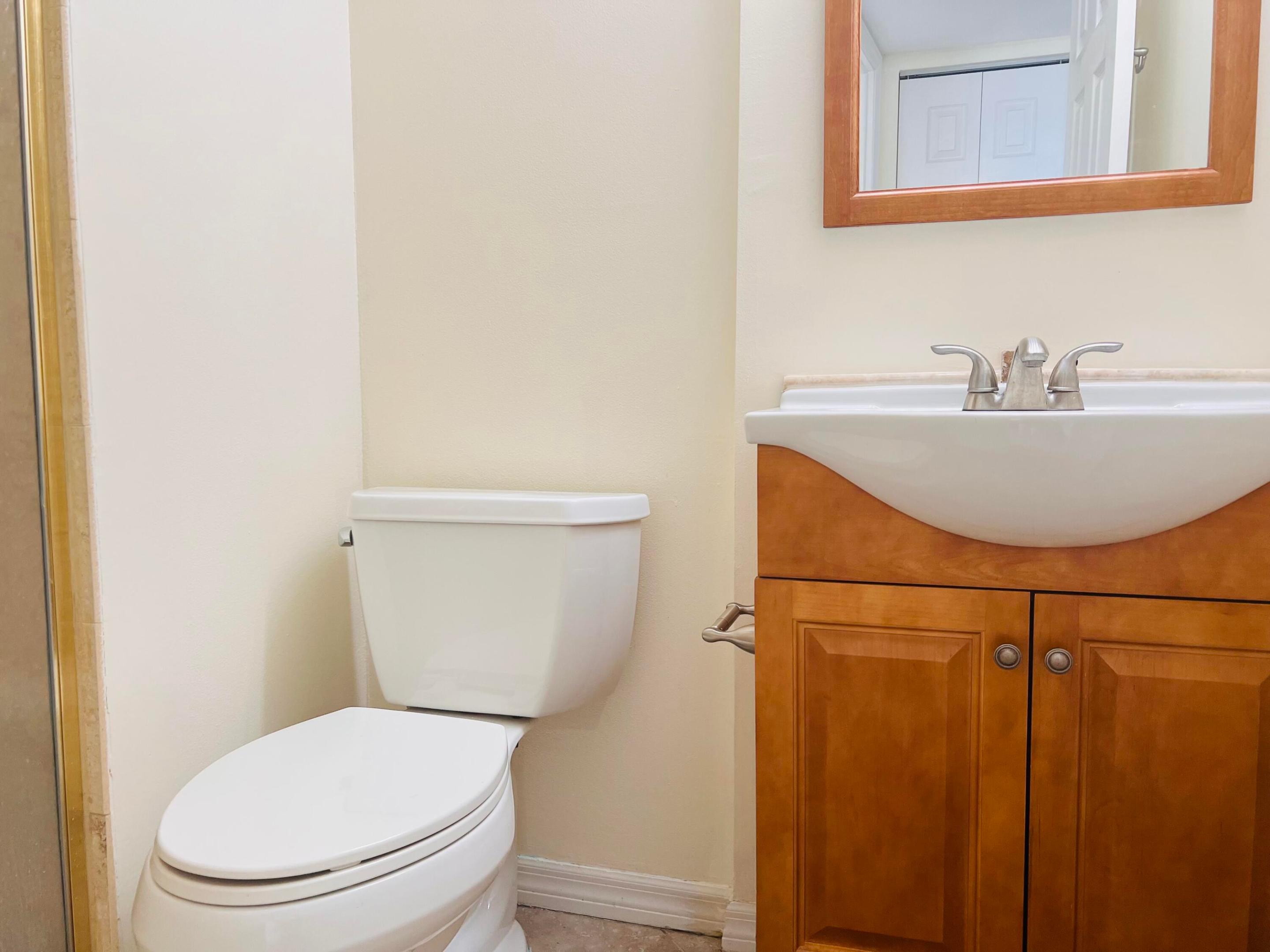 500 Executive Center Drive 5h