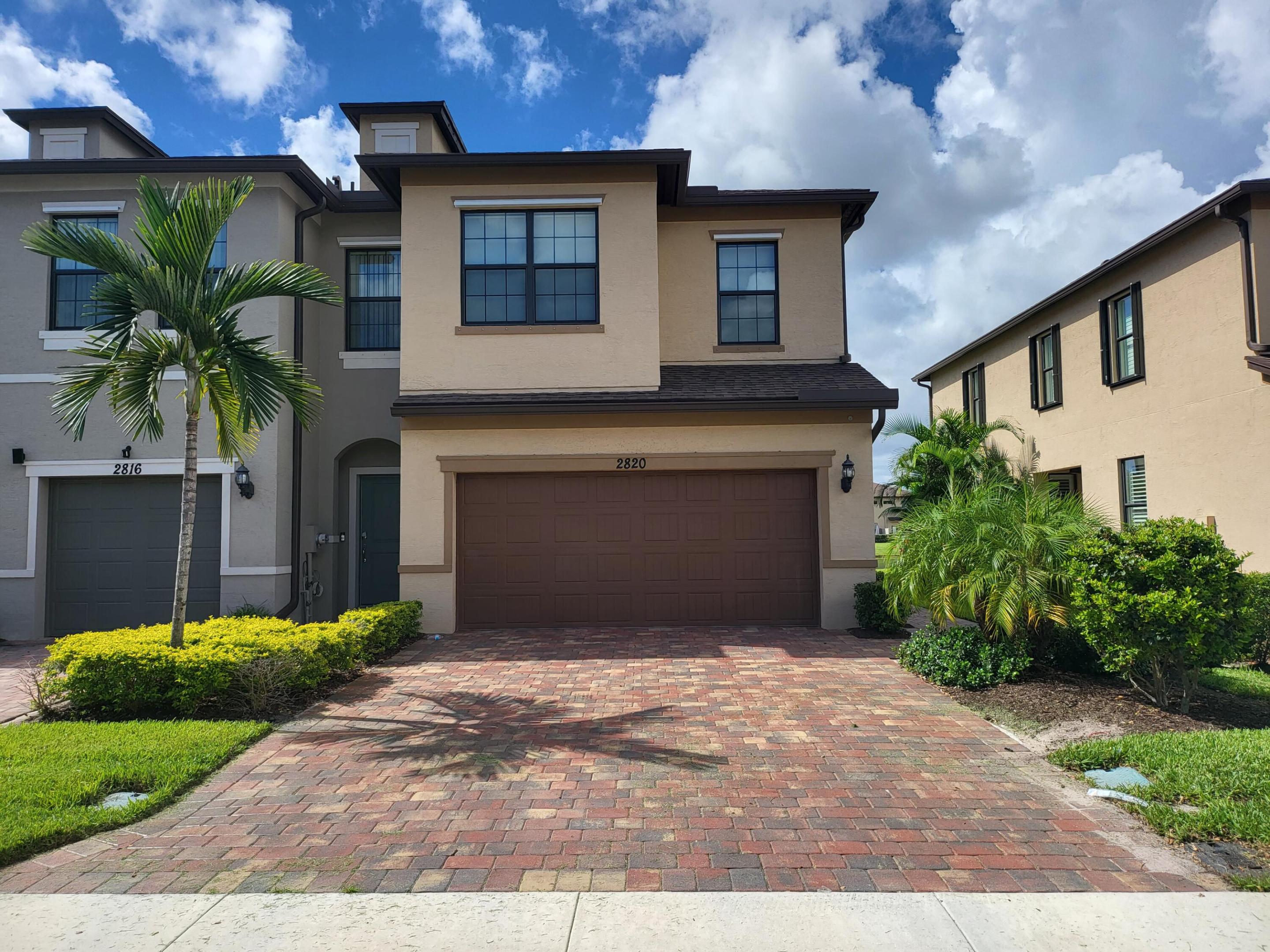 2820 Troubadour St.