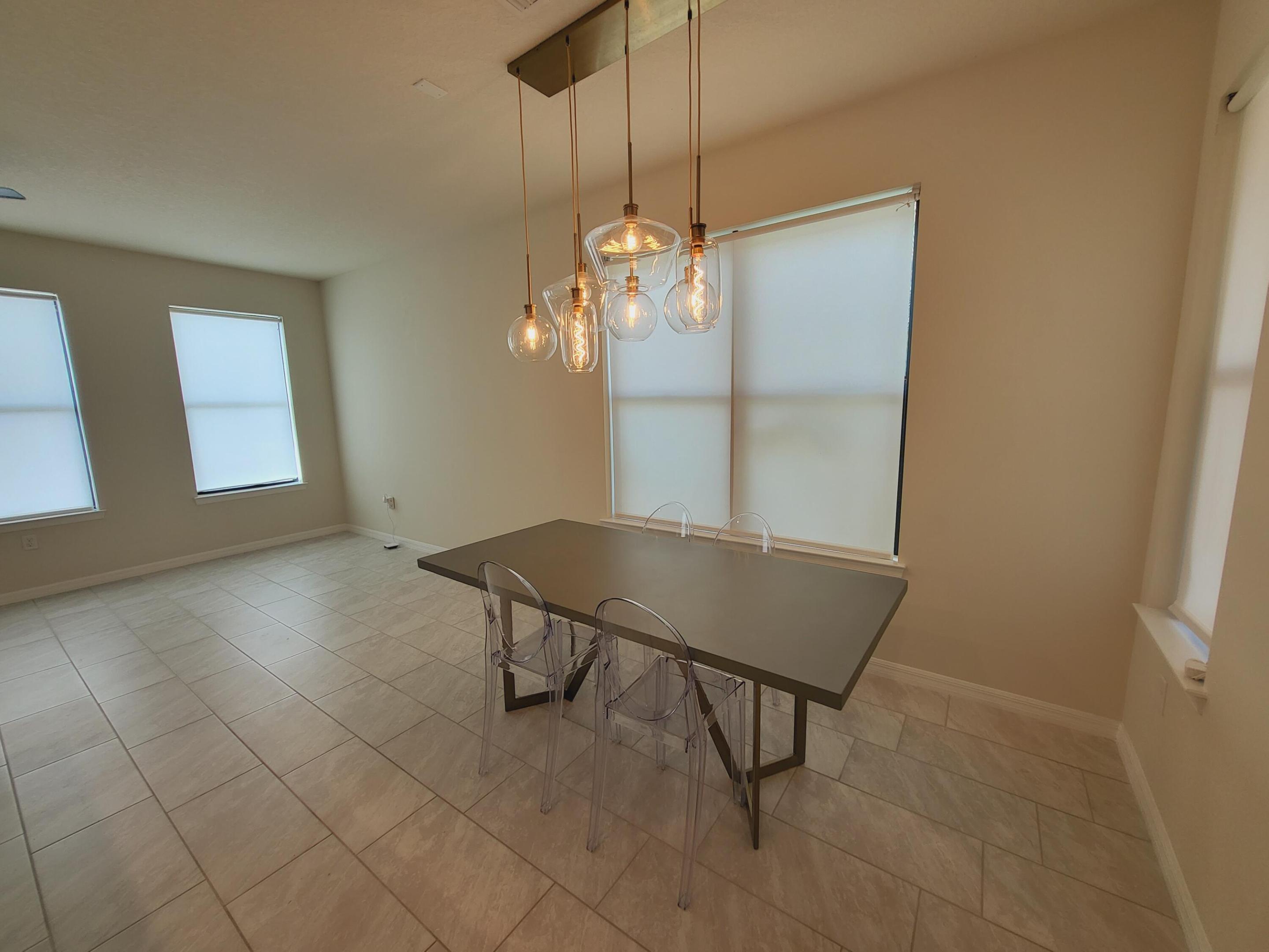 2820 Troubadour St.
