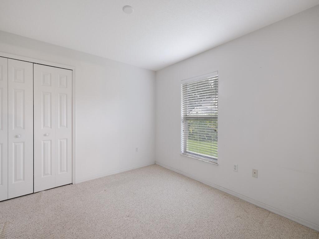 5850 39th Lane