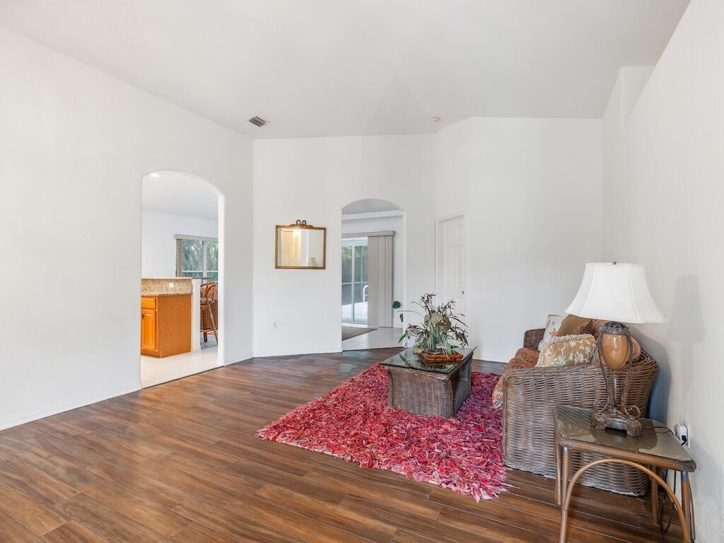 5850 39th Lane