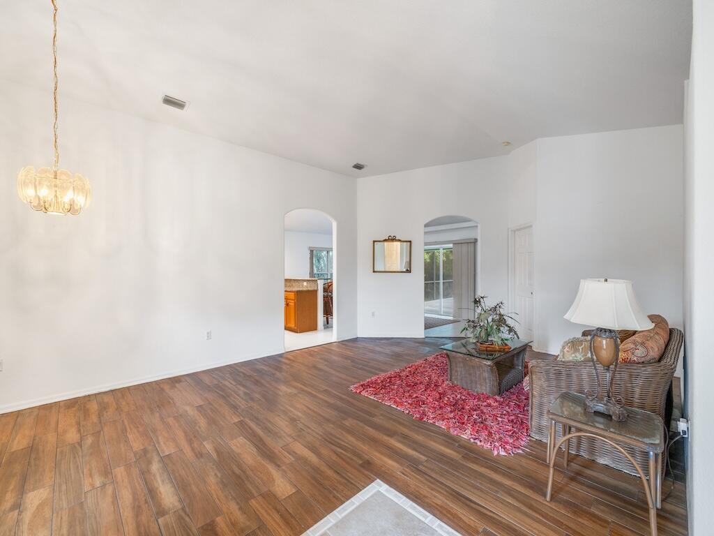 5850 39th Lane