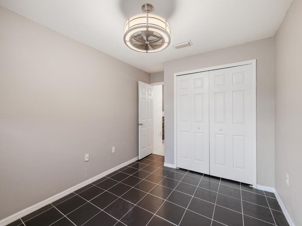 5850 39th Lane