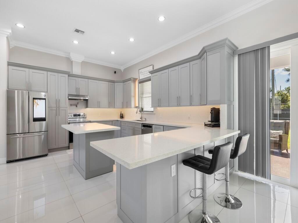 914 SW Mccracken Avenue