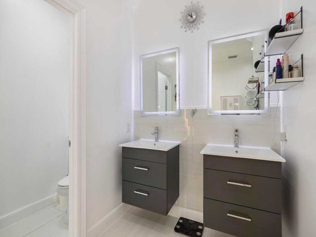 914 SW Mccracken Avenue