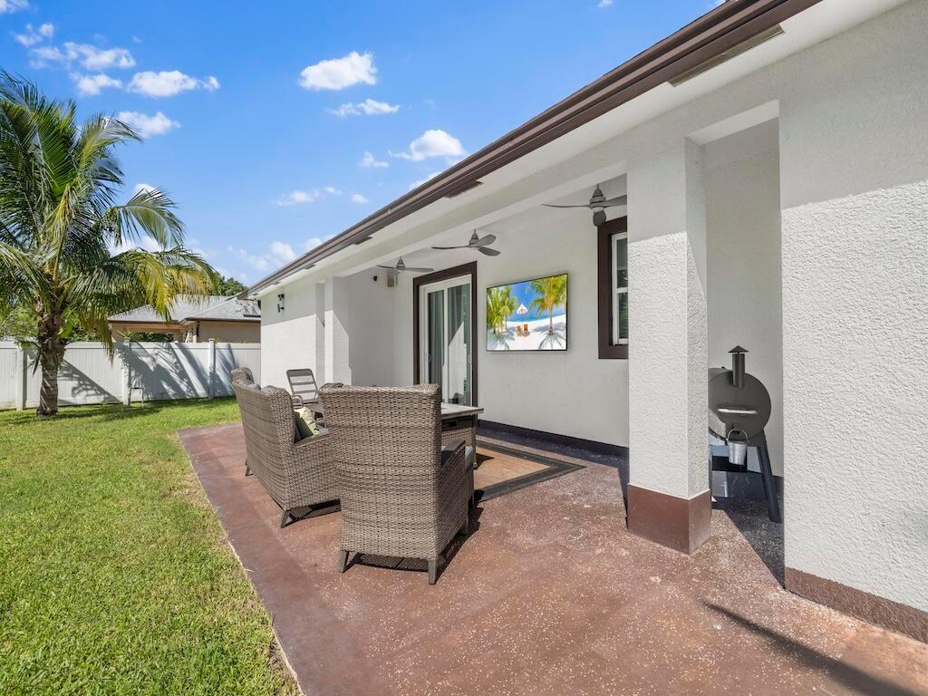 914 SW Mccracken Avenue