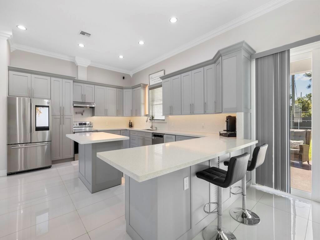 914 SW Mccracken Avenue