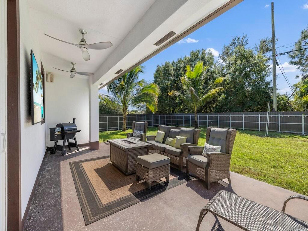 914 SW Mccracken Avenue