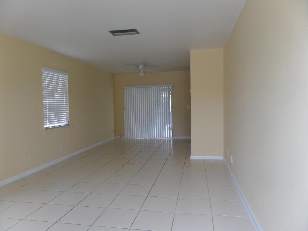 9145 E Highland Pines Boulevard