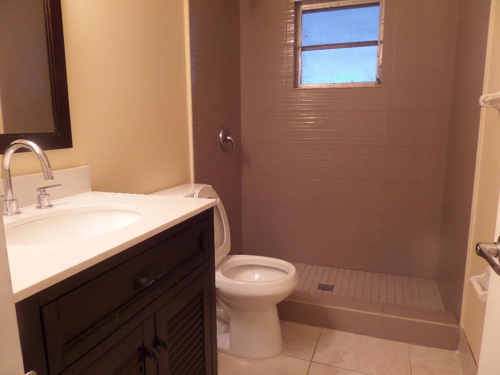 9145 E Highland Pines Boulevard