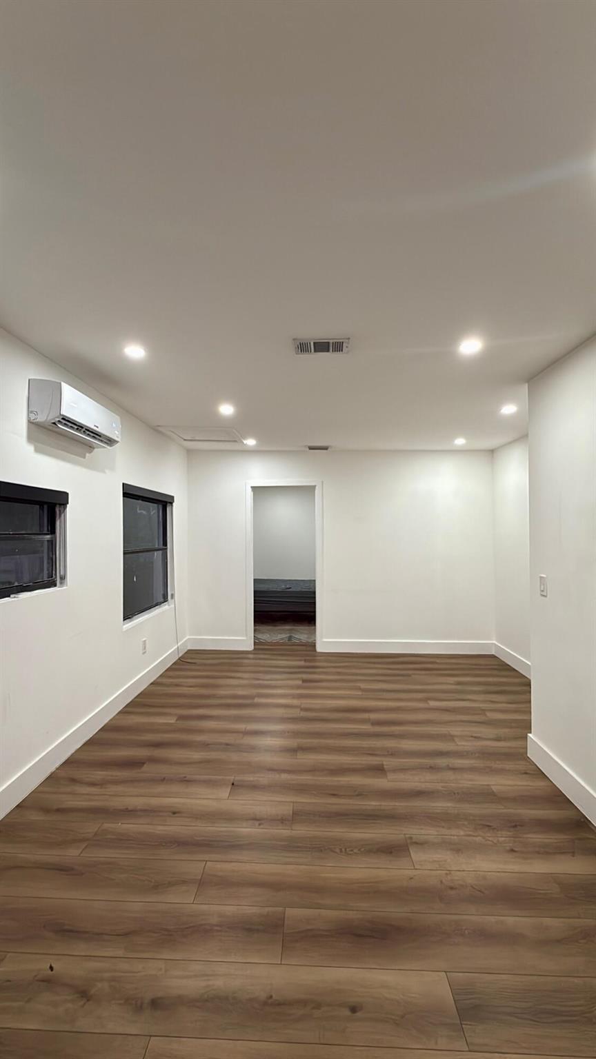 712 Nottingham Boulevard