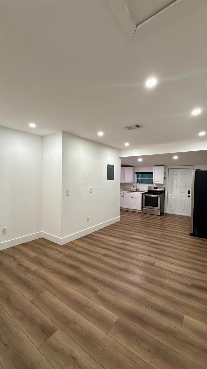 712 Nottingham Boulevard