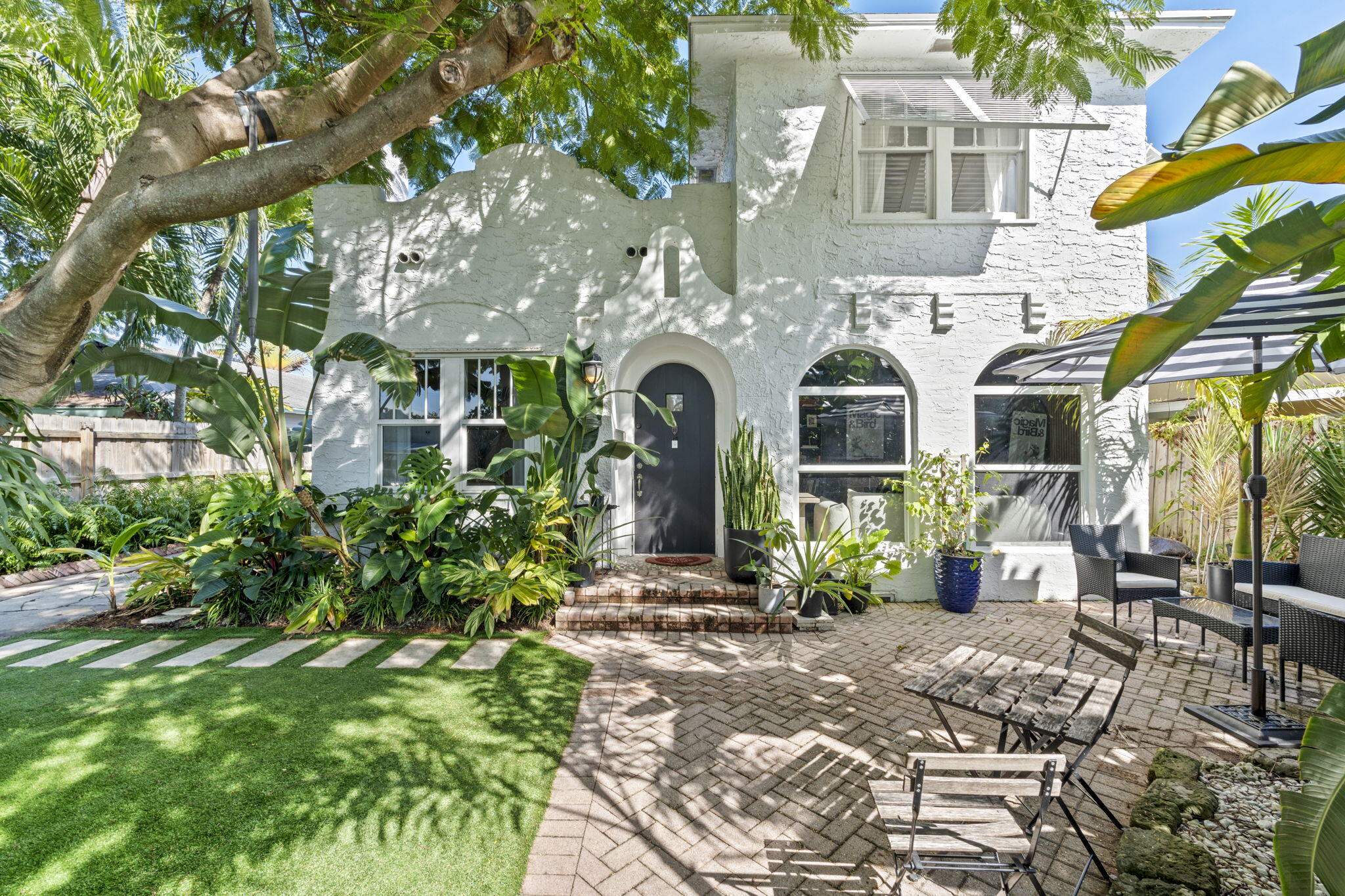 715 Kaye Street