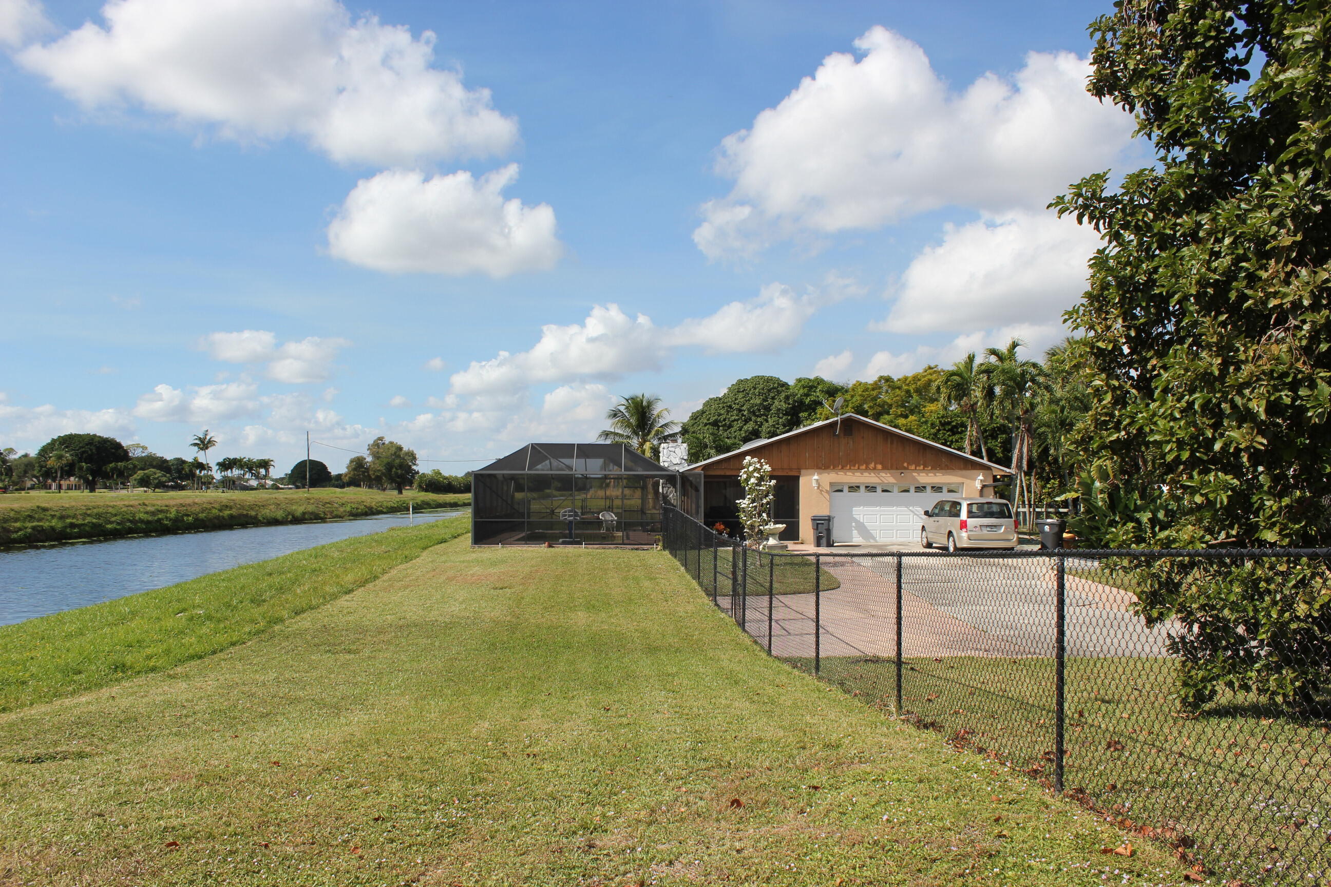 4981 Serafica Drive