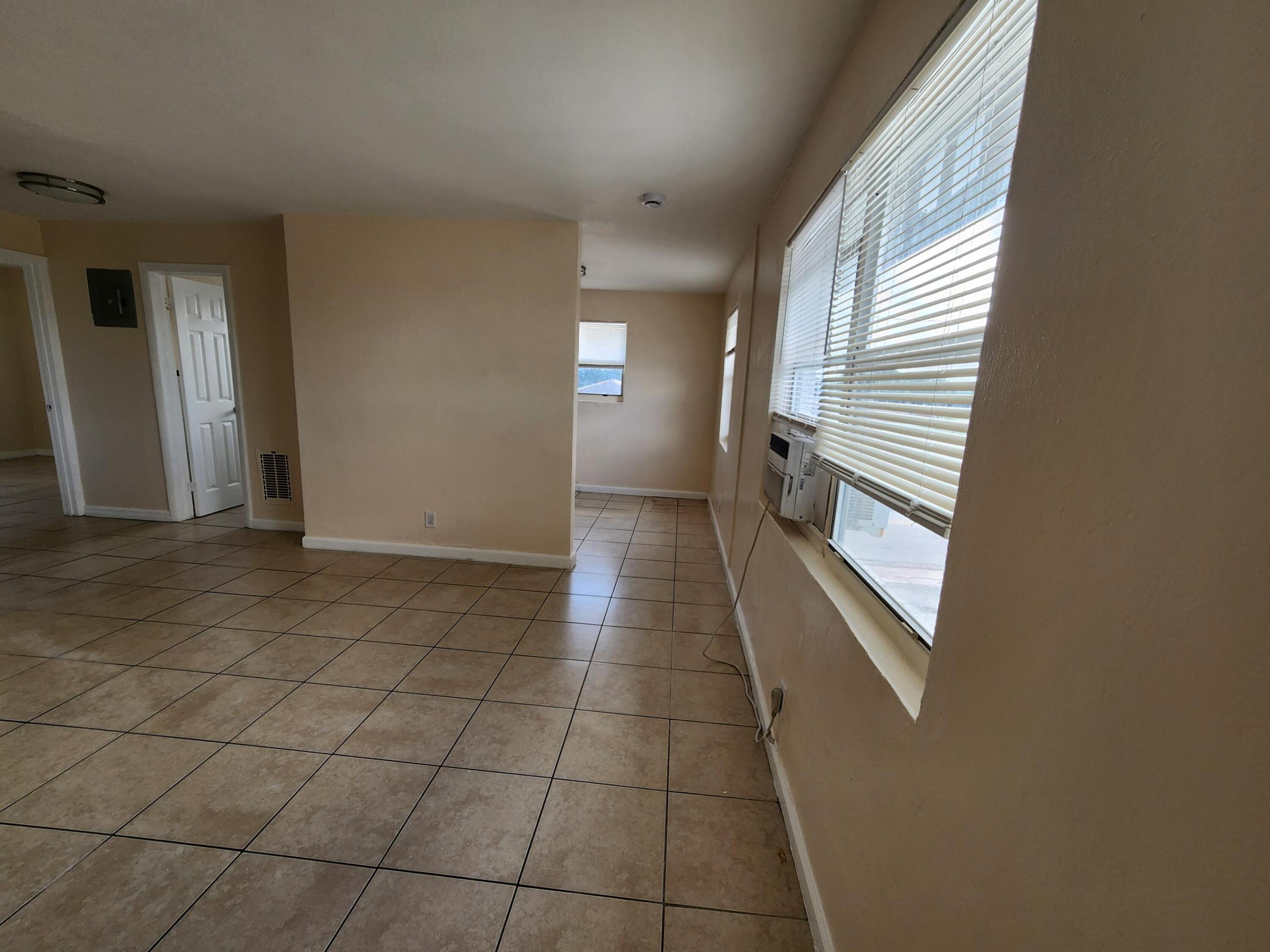 1025 13th Street 10